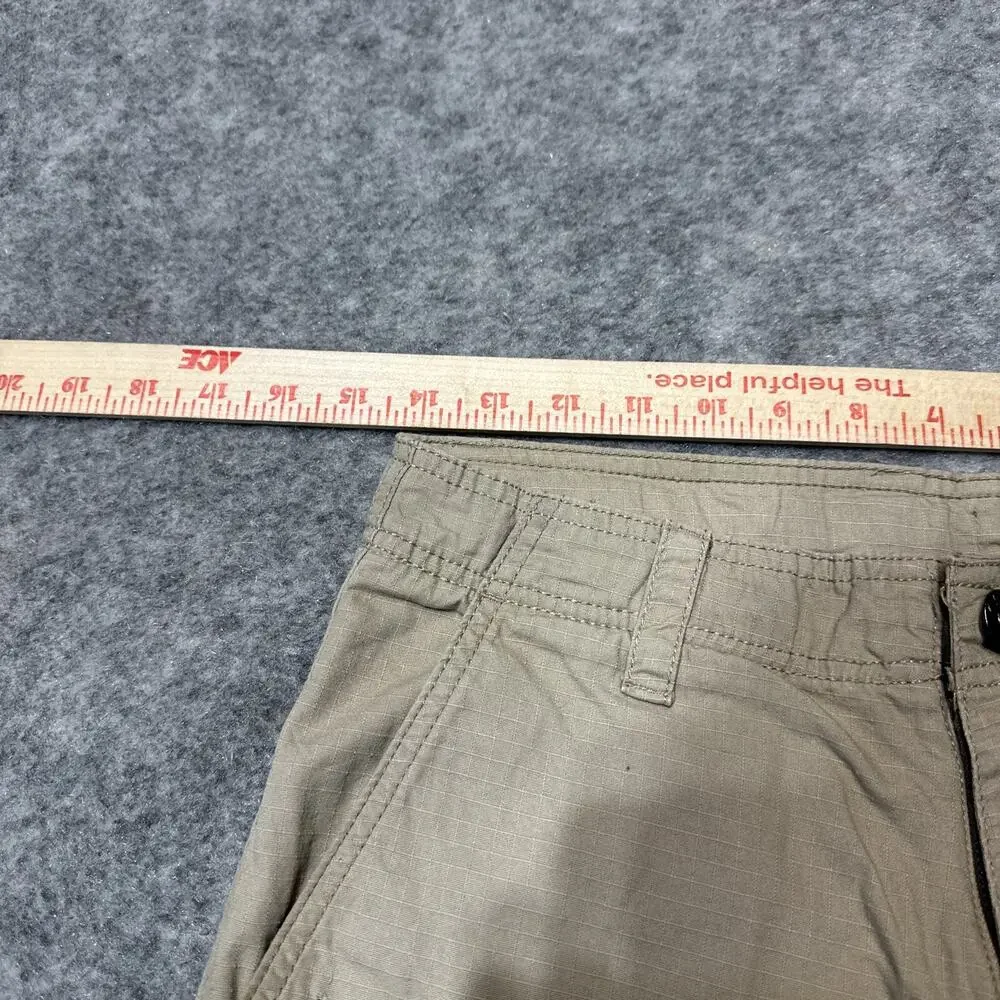 Champs Sports CSG Men's Cargo Shorts Size 30 Beige Cotton Shorts‎
